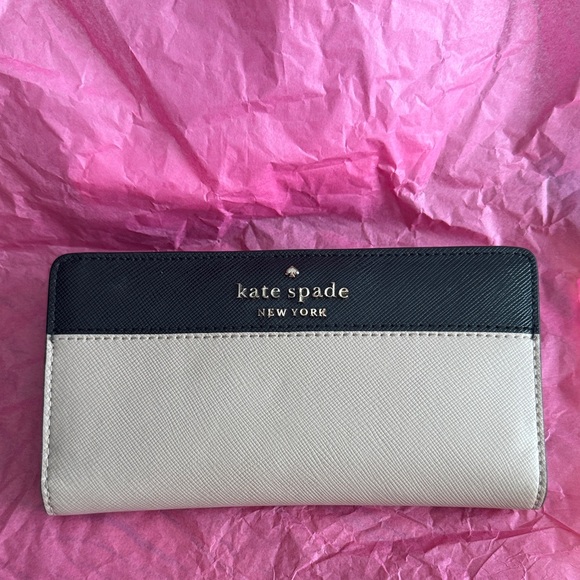 kate spade Handbags - Kate Spade Black and Tan Wallet
